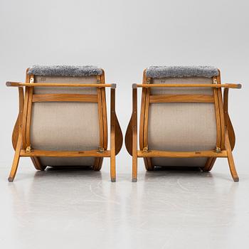 Yngve Ekström, A pair of armchairs, a footstool, “Lamino”, and a side table, Swedese, 2000s.