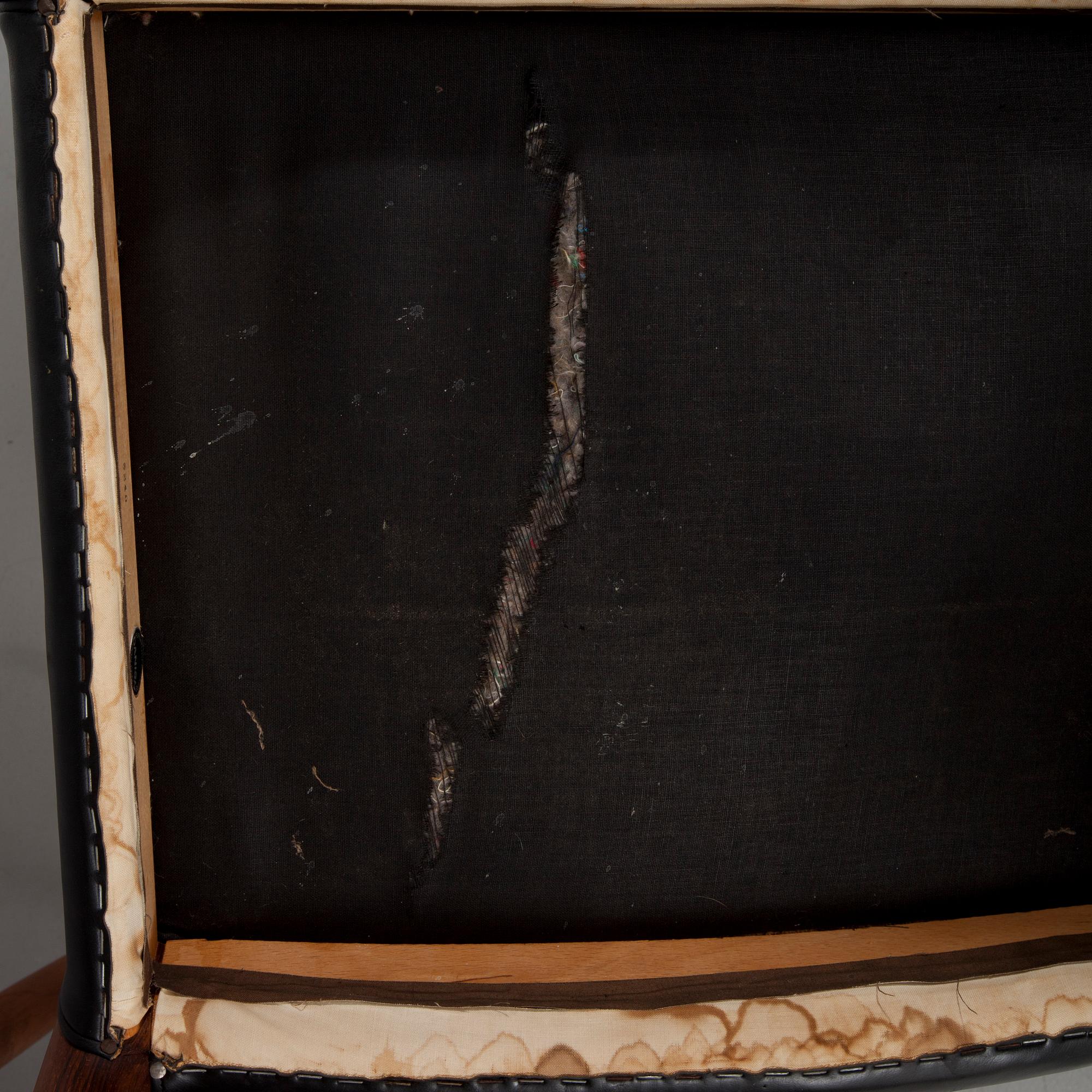 MATBORD samt STOLAR, 4 st, design Nils Ole Møller, JL Møller, Danmark 1900-talets mitt.