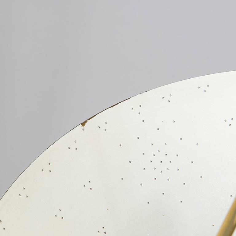 Paavo Tynell, a mid-20th-century '9060' pendant light for Taito, Finland.