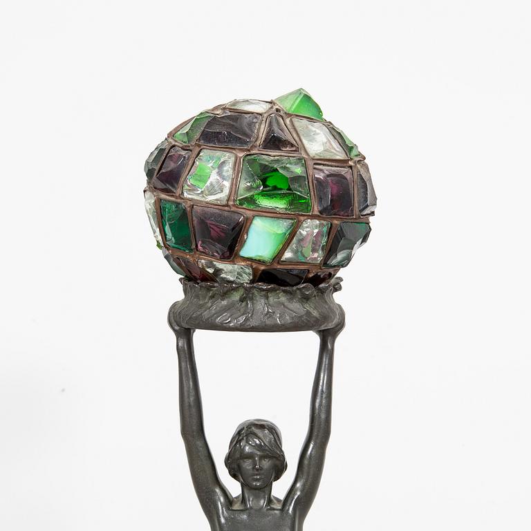 A Gerda Sprinchorn, table lamp, "Solen", Herman Bergmans Gjuteri, Stockholm, Art Nouveau bronze.