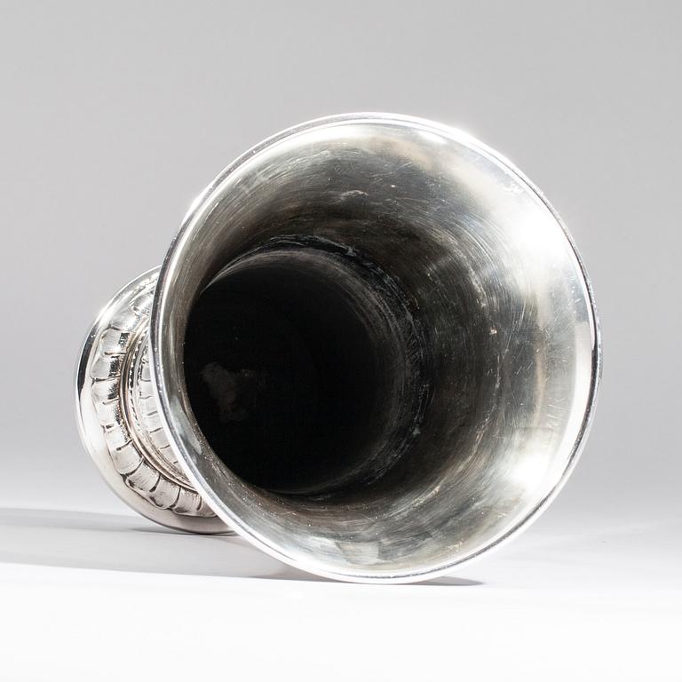 BÄGARE, silver, GAB, Stockholm 1935. Tot. vikt ca 345 g.