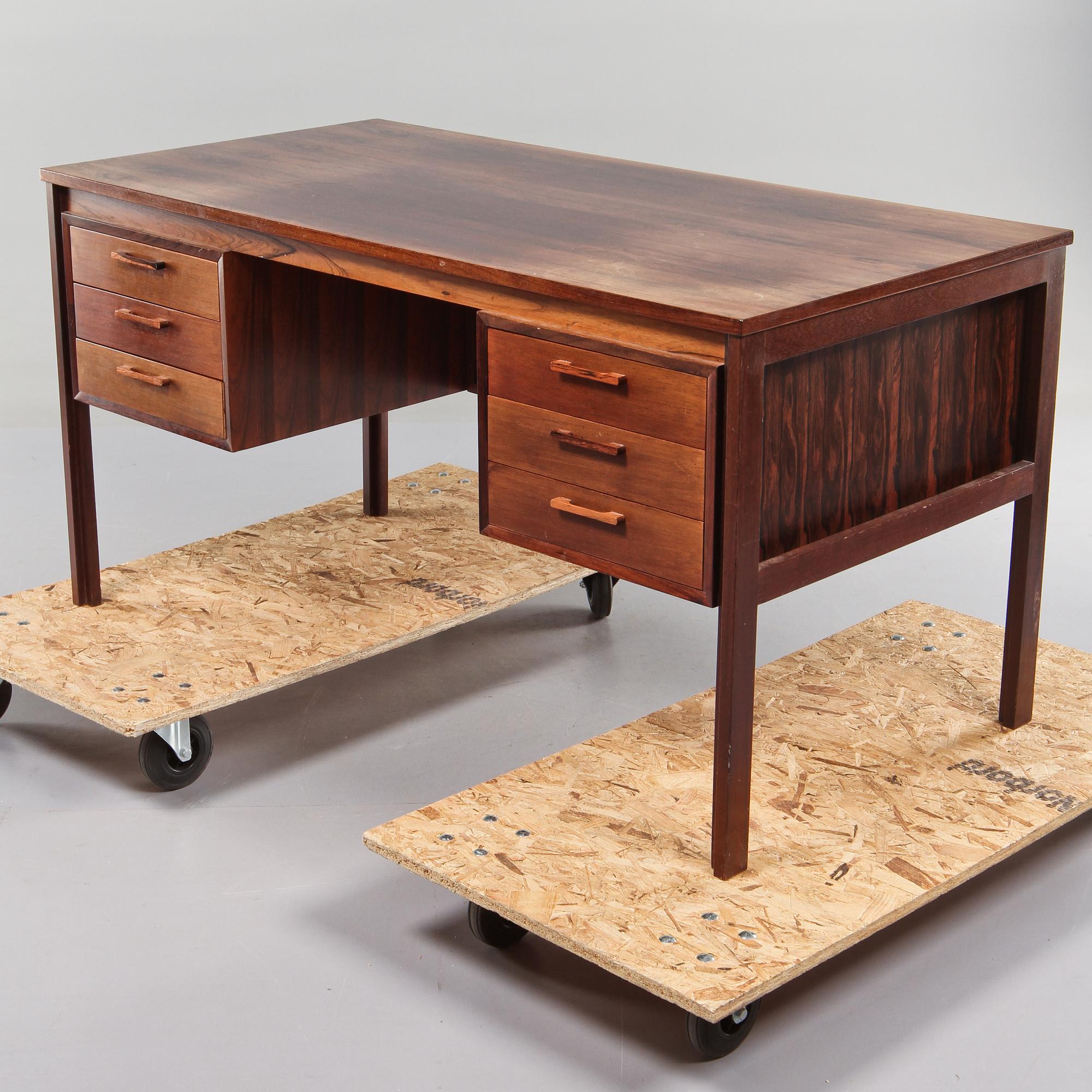 SKRIVBORD, 1900-talets andra hälft.