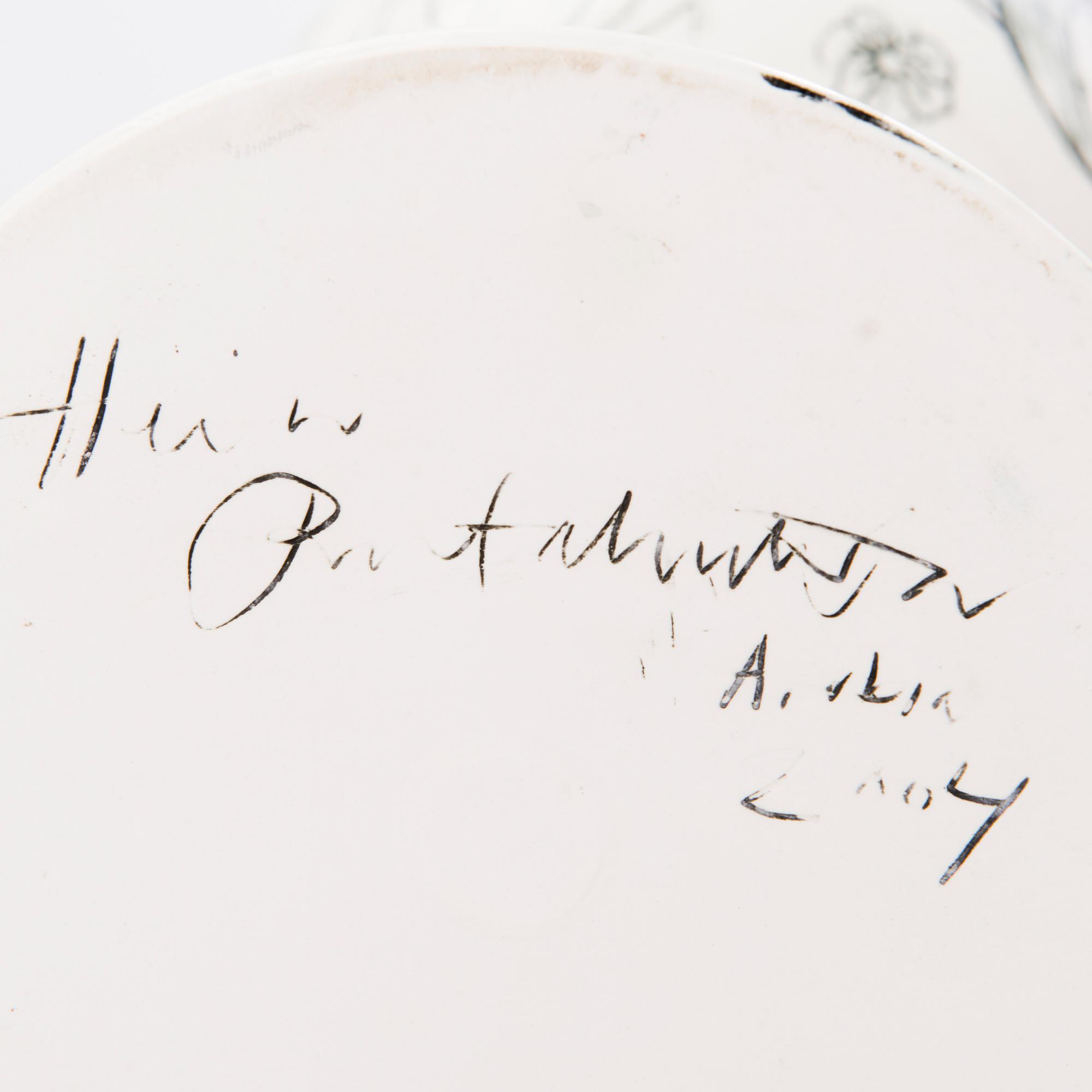 HEINI RIITAHUHTA, maljakko, posliinia, "Kesä", signeerattu Heini Riitahuhta Arabia 2004.