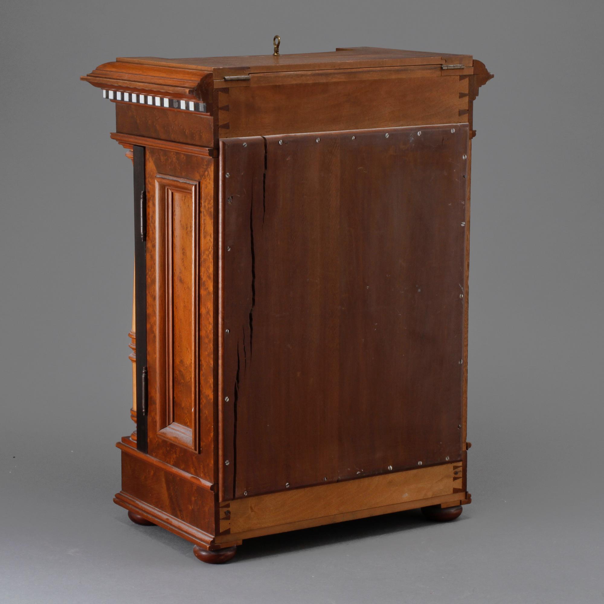 SKÅP, nyrenässans, snickarmästaren Isak Smitt, 1897.