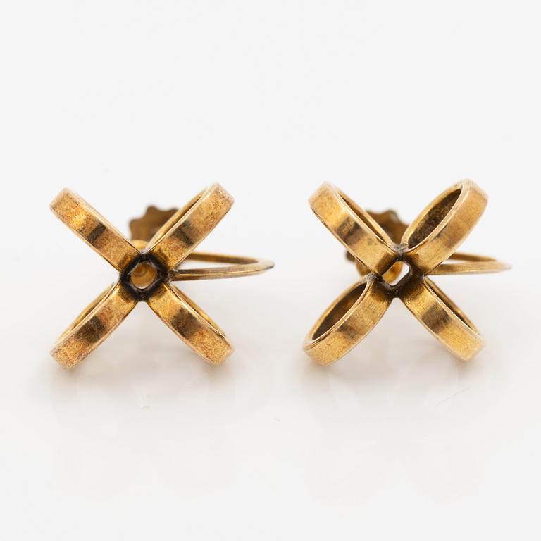 Cecilia Johansson, ringar, 2 st, samt ett par örhängen, silver och förgyllt silver.