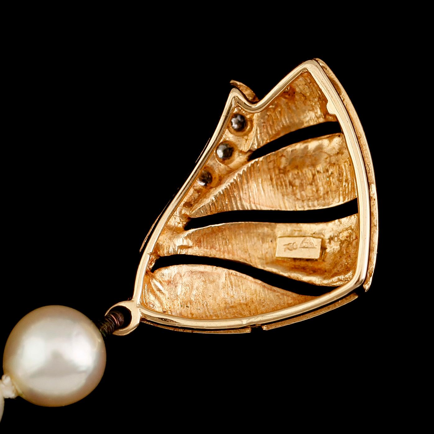PÄRLCOLLIER, odlade pärlor, lås 18 k guld.
