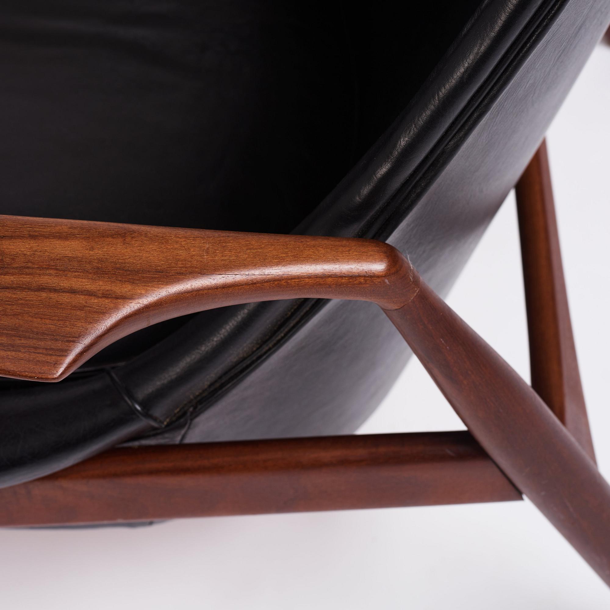 Ib Kofod-Larsen, a 'Sälen' (Seal) armchair, Olof Perssons Fåtöljindustri (OPE), Jönköping, Sweden 1950-60s.