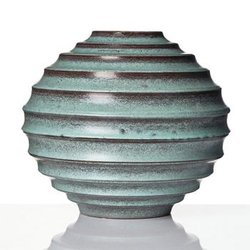 Ewald Dahlskog, a spherical faience vase, model D9/3, Bo Fajans, Gävle, 1930s.