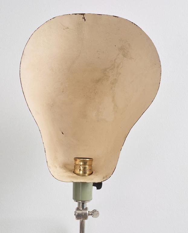 Gunnar Asplund, vägglampa, "Typ 16". Proveniens: Rådhuset i Göteborg 1936. Sannolikt utförd av Arvid Böhlmarks Lampfabrik.