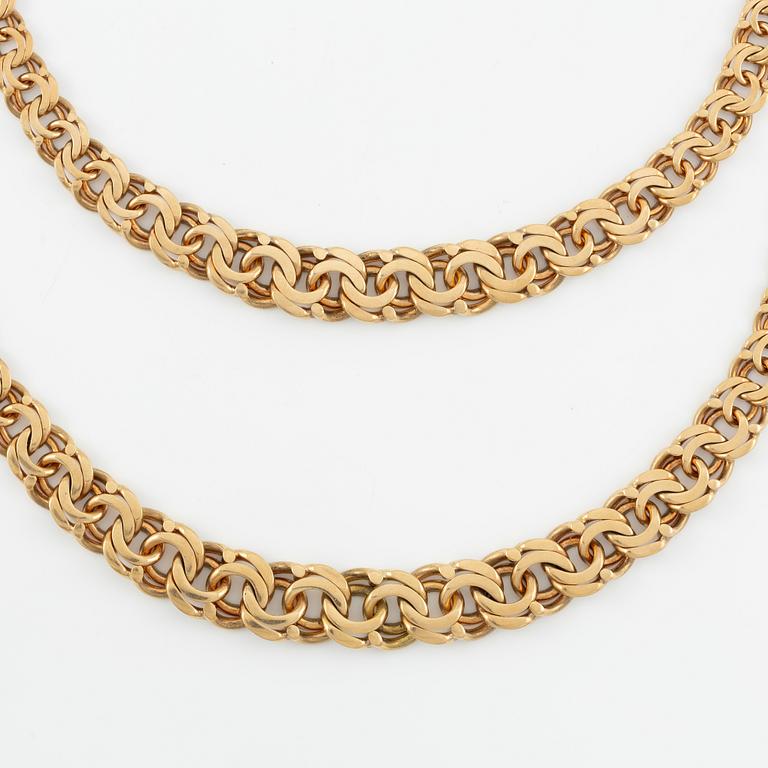 Necklace, 18K gold.