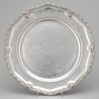 FAT, silver, Guldsmeds aktiebolaget, Stockholm. 1920. Vikt 546 gram.