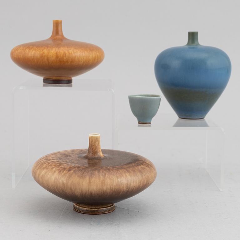 Four miniature vases and bowl by Berndt Friberg, Gustavsberg, 1958-1972.