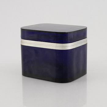 Josef Frank, a box, Svenskt Tenn.