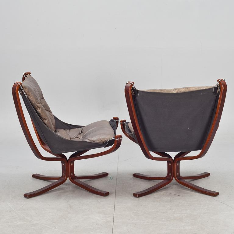 FÅTÖLJER, ett par, "Falcon chair", Sigurd Russel, Vatne möbler, Norge.