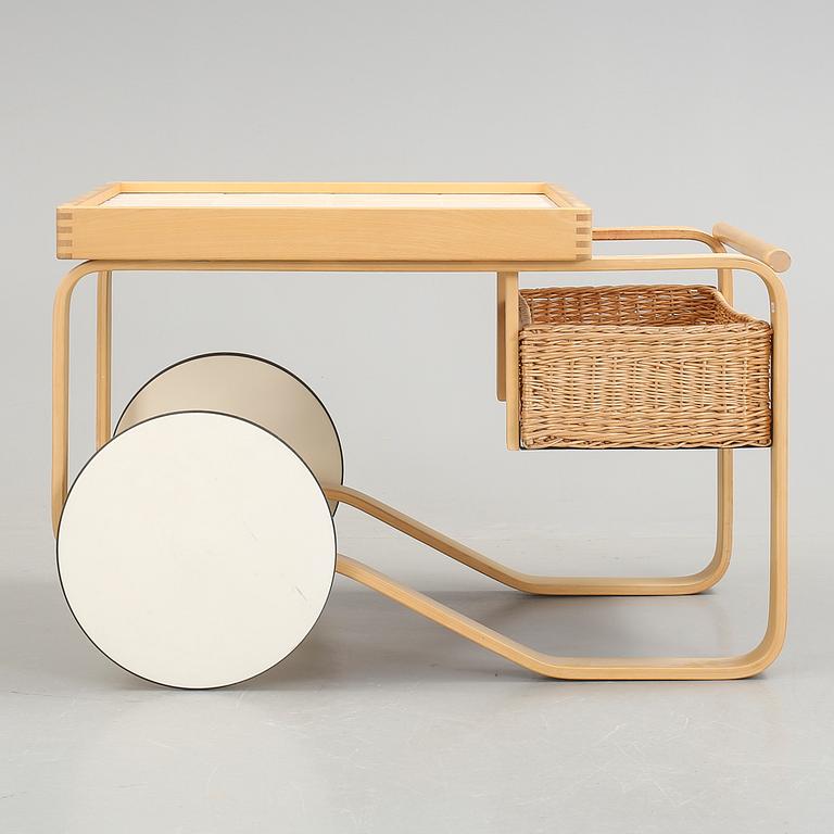 SERVERINGSVAGN, "900" Alvar Aalto, formgiven 1936-1937.
