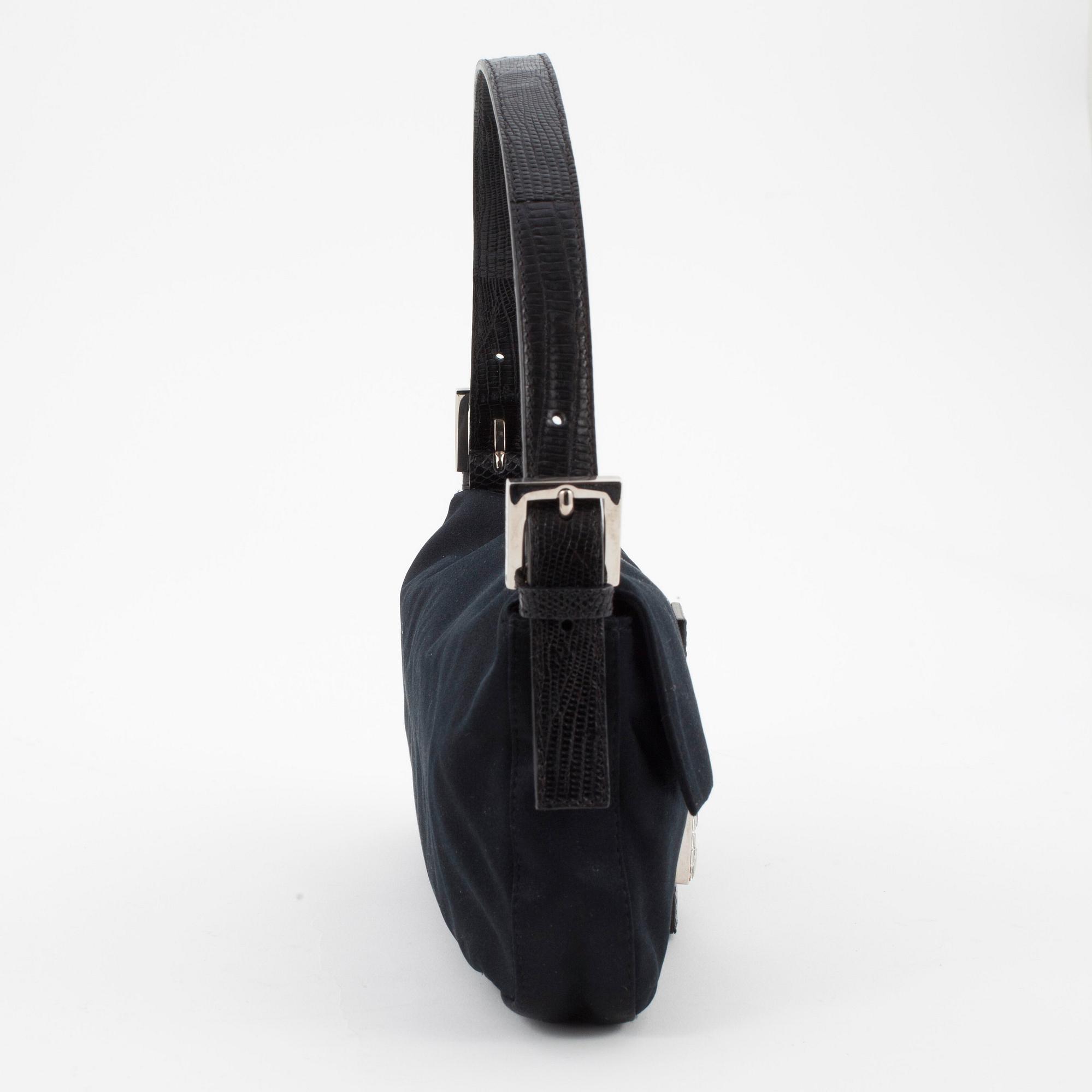 FENDI, aftonväska, "Baguette".