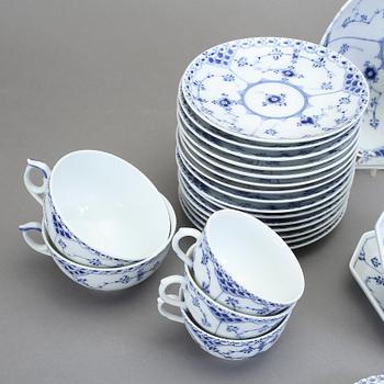KAFFESERVIS, 48 delar, "Musselmalet", Royal Copenhagen.