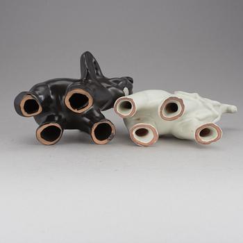 FIGURINER, 2 st, stengods, bl.a. Vicke Lindstrand, Upsala Ekeby.