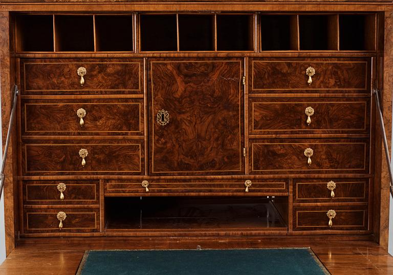 A English William and Mary (Baroque) secretaire.
