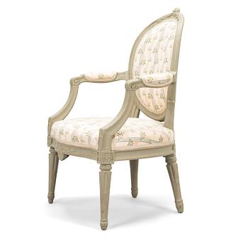 A Gustavian armchair by Johan Erik Höglander, master in Stockholm 1777-1813. Signed IEH.