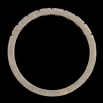 RING, 18k vitguld med 8 briljantslipade diamanter, Tesi, Göteborg 1957. Vikt 3 g.