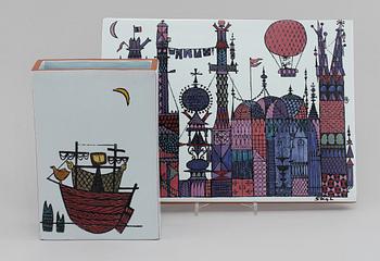 VAS samt VÄGGPLATTA, fajans, "Karneval", Stig Lindberg, Gustavsberg, 1958-1962.