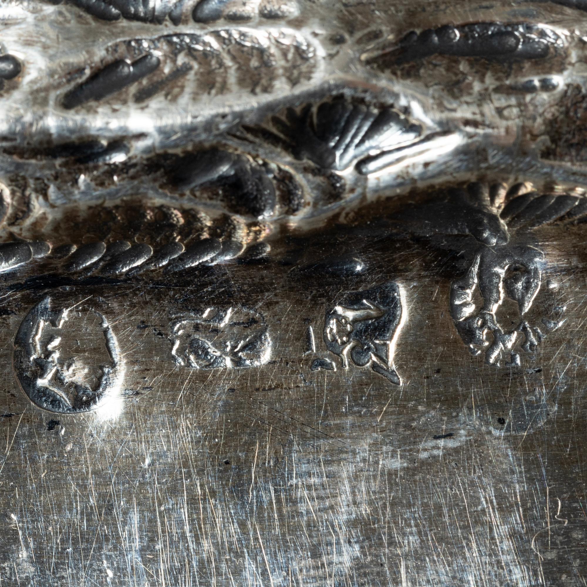 Presentation plate, silver, Baroque style, pseudo-hallmarks, circa 1900.