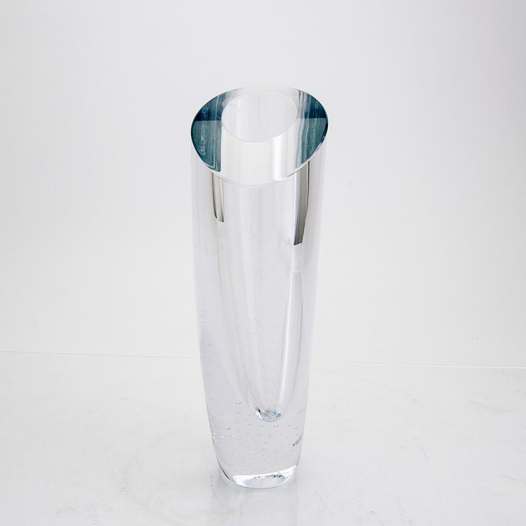Göran Wärff, a signed glass vase from Kosta Boda.