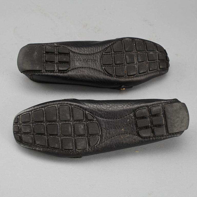 LOAFERS, ett par, Louis Vuitton.
