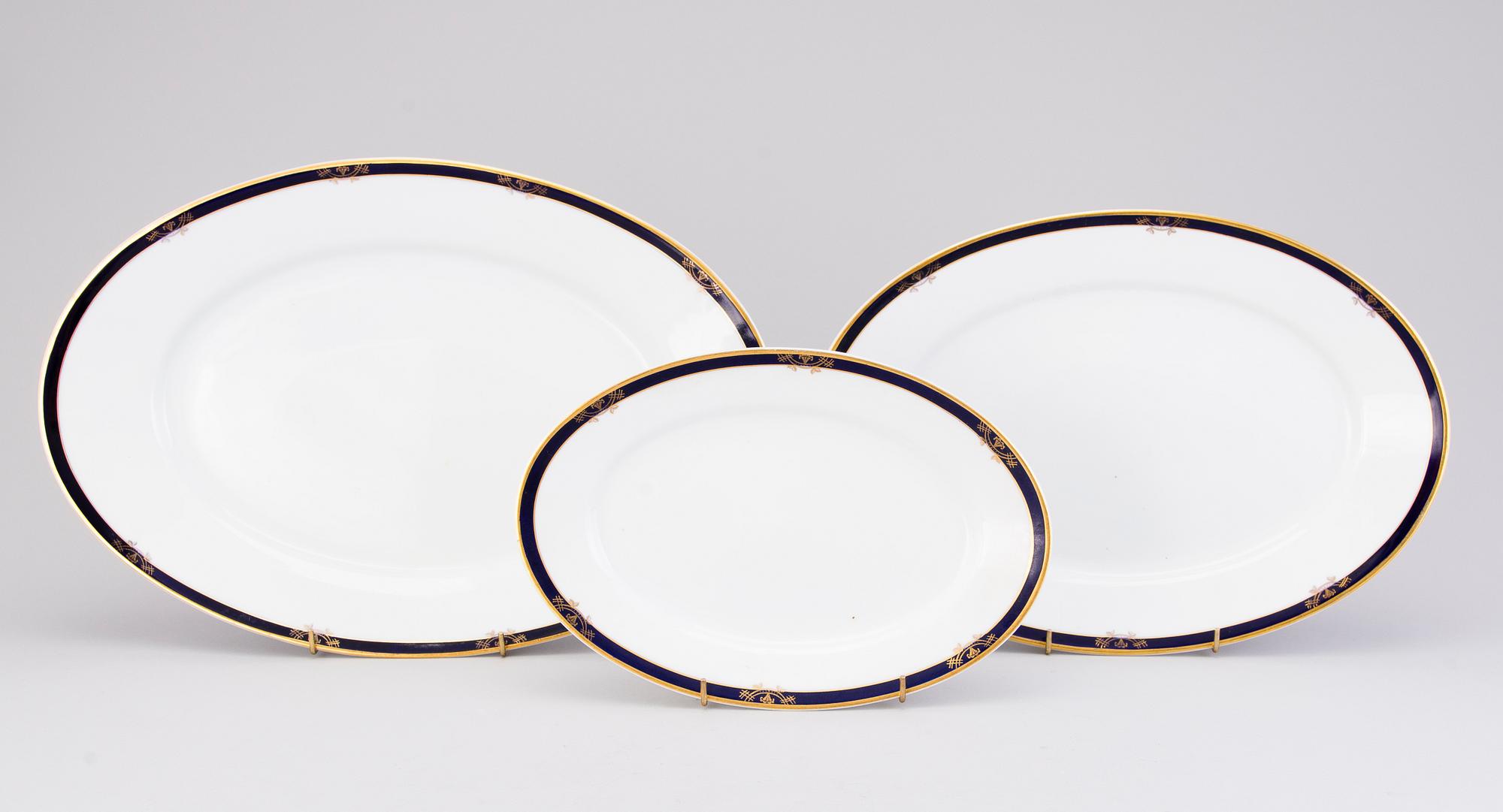 MATSERVIS, 36 delar, porslin, AB-modell, Arabia, Finland 1928-32.