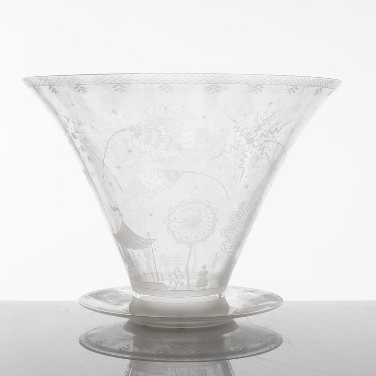 Edward Hald, an engraved glass "Fyrverkeriskål" with plate (fireworks bowl), Orrefors Sweden 1968,