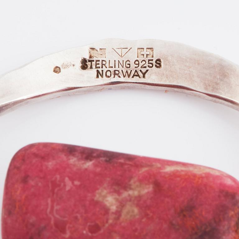 Tone Vigeland, a sterling silver and thulite necklace, Norway 1960s.