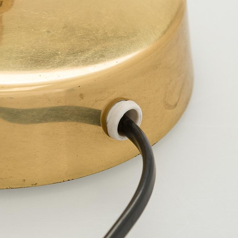 Lisa Johansson-Pape, pöytävalaisin, malli 940-025 Stockmann Orno, 1900-luvun puoliväli.