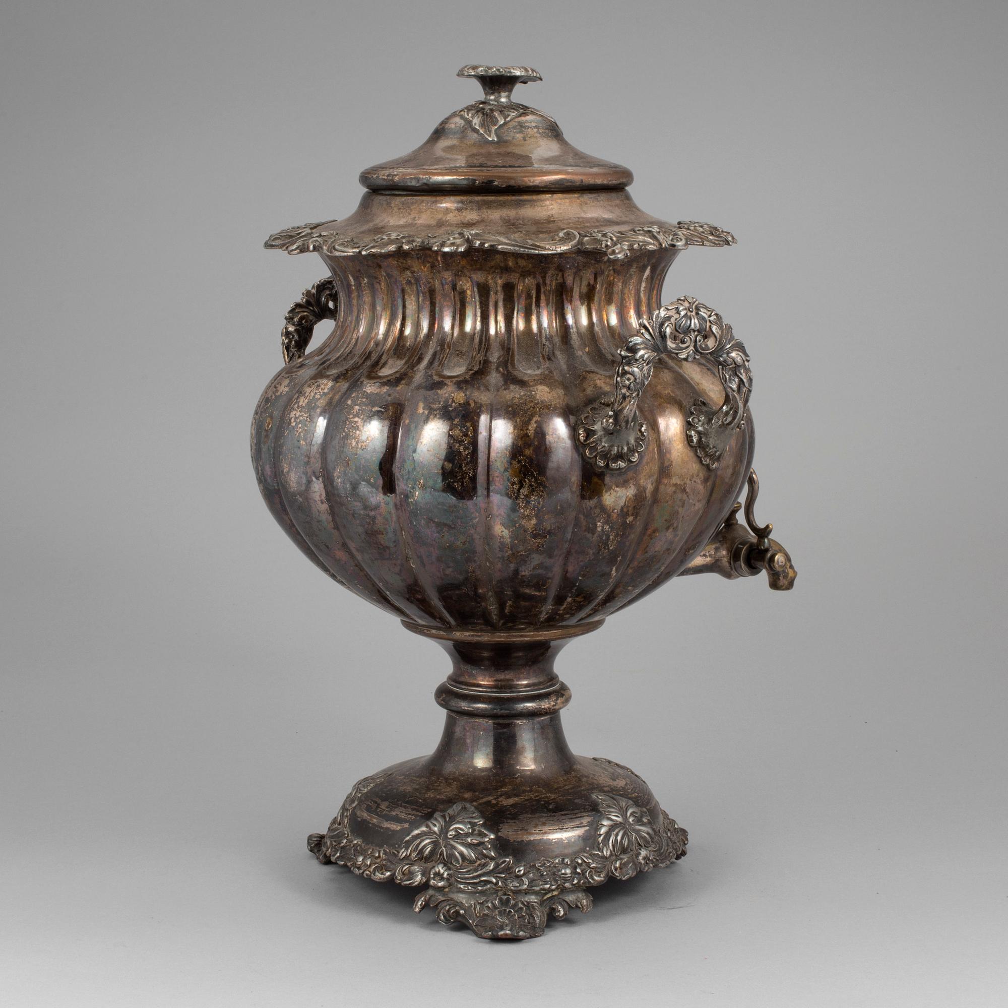 A silver plate Neo-Rococo samovar, circa 1900.