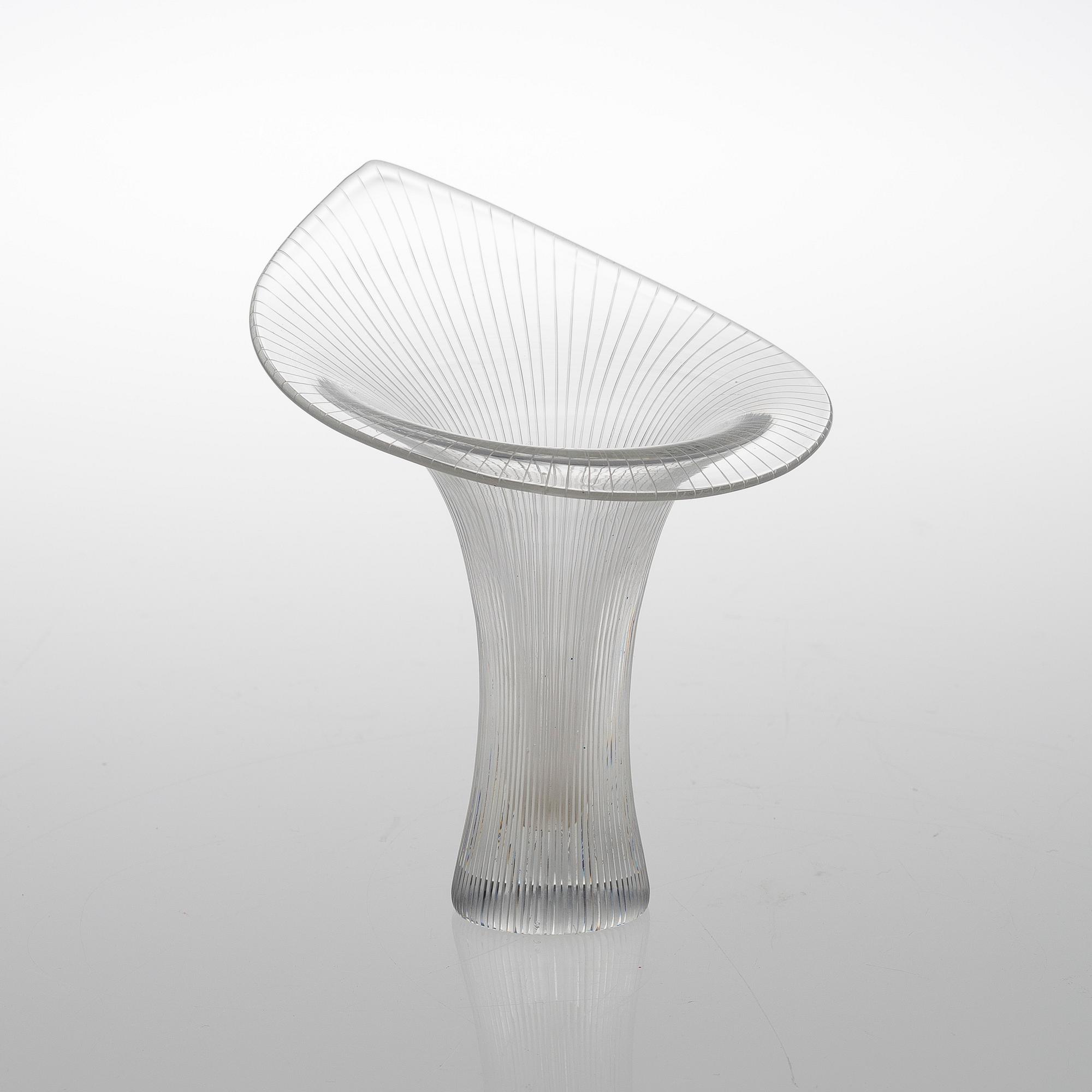 A CHANTARELLE GLASS VASE.