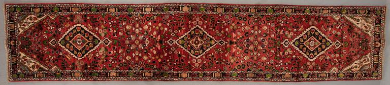 GALLERIMATTA, old, Mehraban, ca 516 x 104 cm.