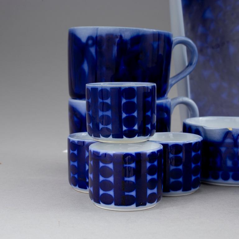 SERVISDELAR, 12 st, flintgods, "Blå Husar", Stig Lindberg, Gustavsberg, 1900-talets andra hälft.