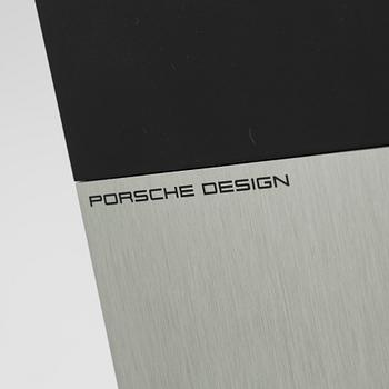 Lattiavalaisin, "Pan Floor Lamp", malli P7121, Zumtobel.