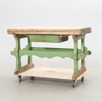 Table, late 19th century/early 20th century.