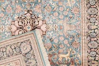 MATTA, Kashmir, silke. Ca 130 x 185 cm.