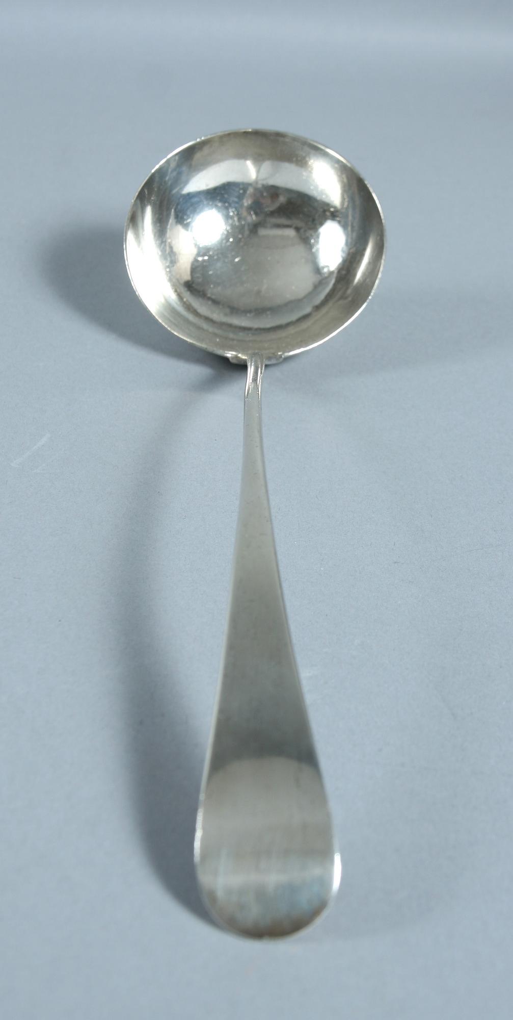 SLEV, silver. England, London.