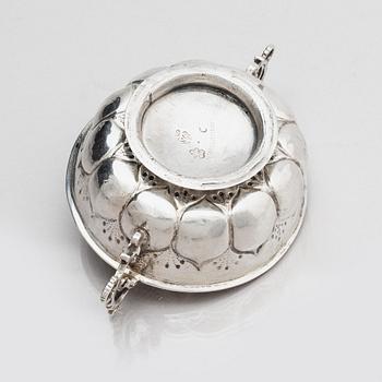 Johan Wallman, brännvinskål, silver, Varberg 1719. Barock.