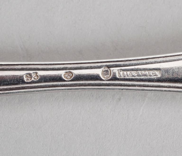 MATGAFFLAR, 9 st snarlika, silver, svenska stämplar, 1800-tal. Vikt ca 595 gram.