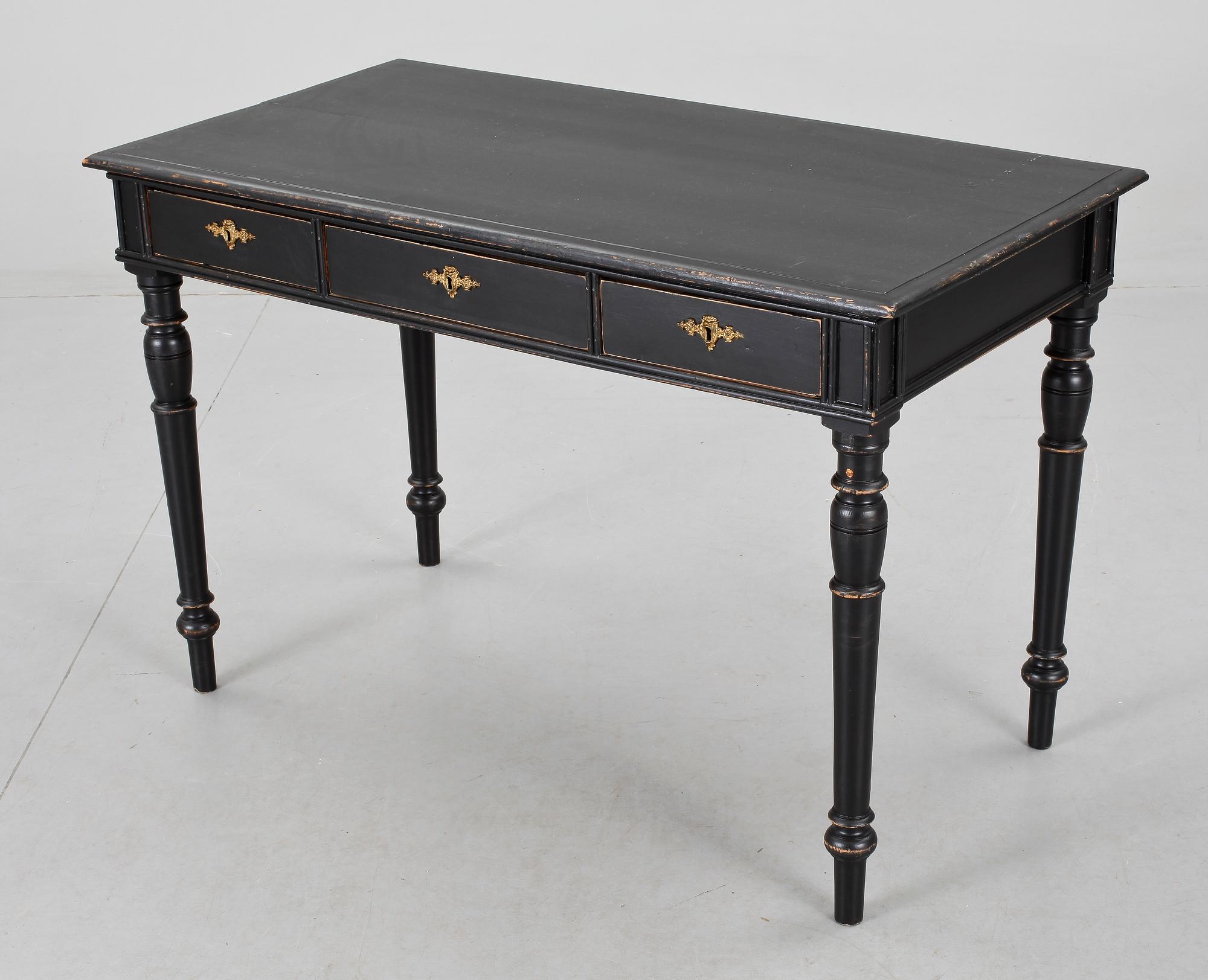 SKRIVBORD, nyrenässans, 1800-talets slut.