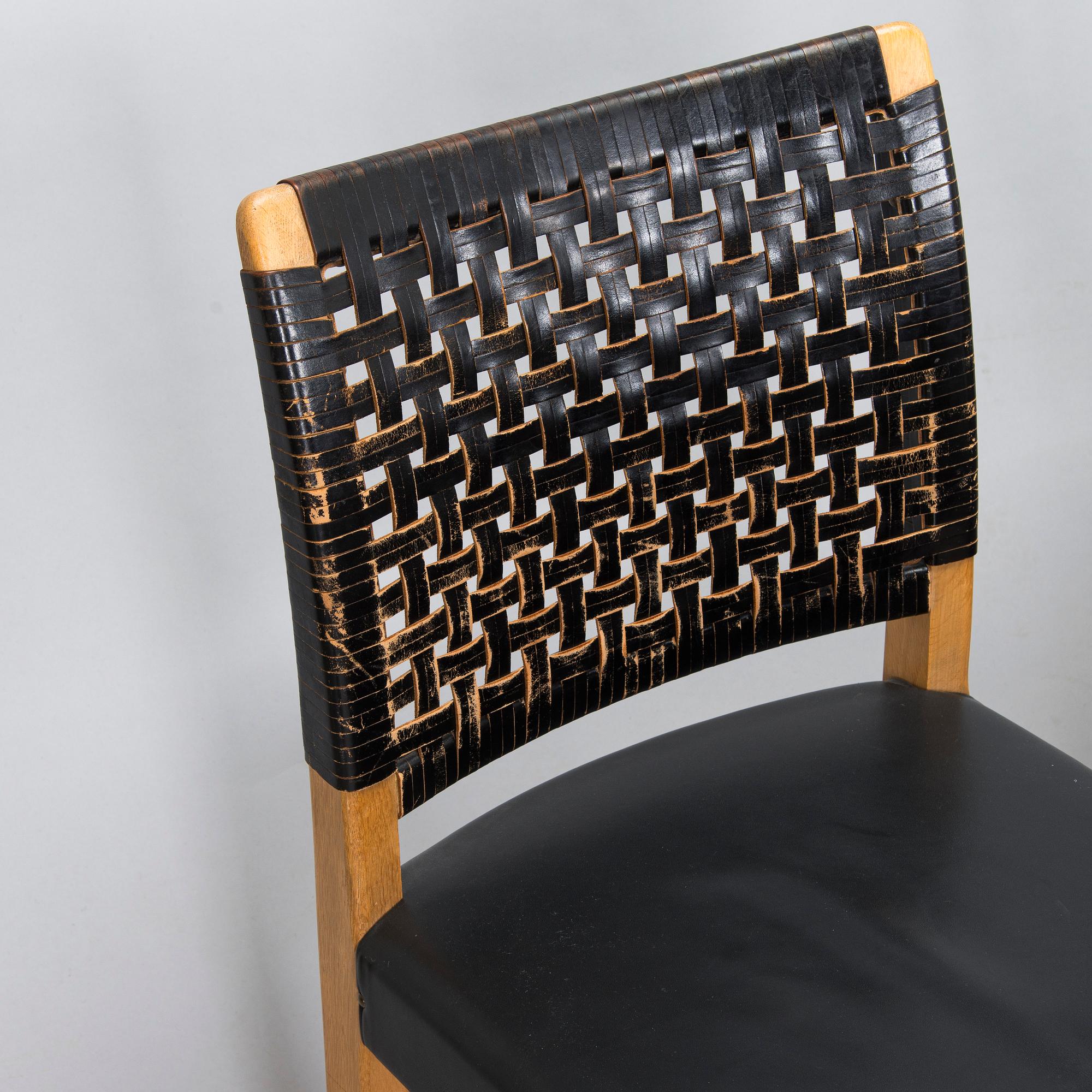 Carl Gustaf Hiort af Ornäs,  matbord, "Näyttely Senior", stolar, 6 st, HMN Huonekalu Mikko Nupponen 1900-talets mitt.