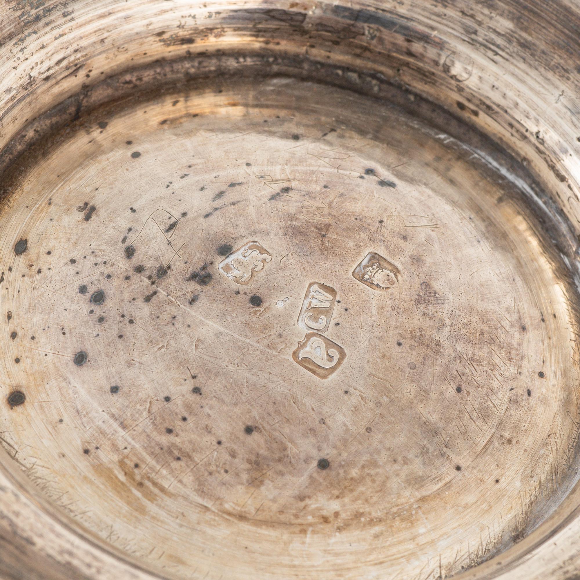 Dryckeskanna, silver, Charles Wright, London, England, 1776.