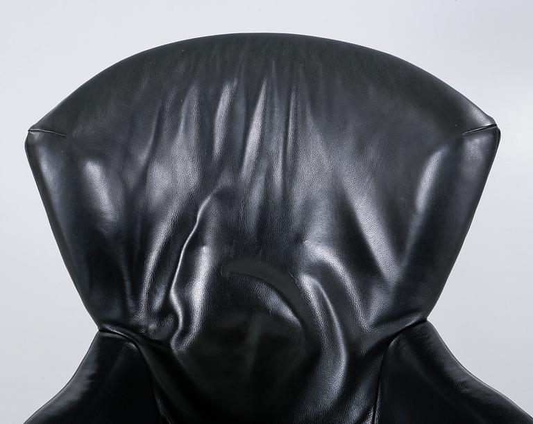 A lounge chair with foot stool by Gijs Papavoine for Montis, model "Castor", late 20th century.