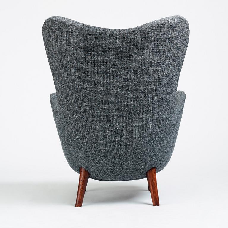 Runar Engblom, an easy chair, for Hotel Vaakuna, Boman OY, Finland 1950s.