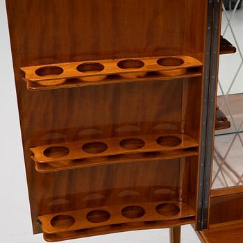 A mahogany drinks cabinet, 1940's/1950's.