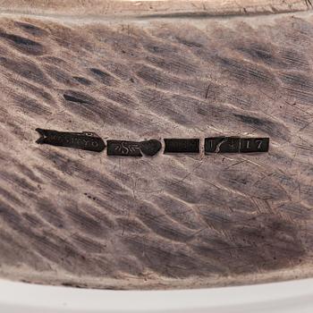 Armband, silver, ametister. Vilho Tavilehto, Tammerfors 1962.